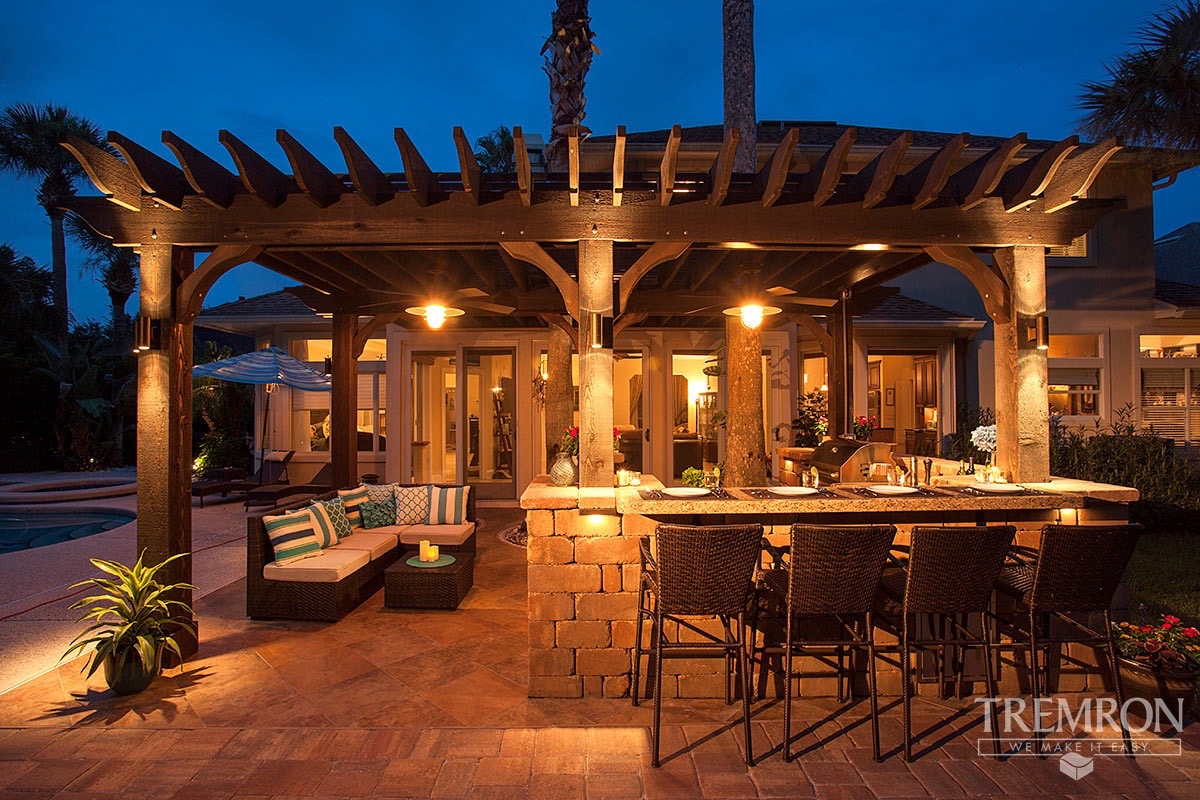 Paver hardscape surface detail on a St. Augustine outdoor living project